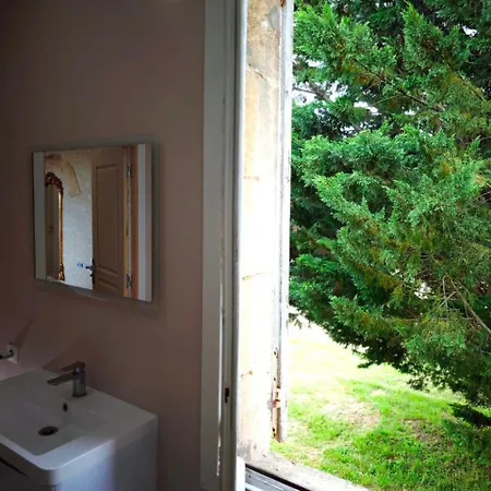 Chateau La Croix De Millorit فندق مبيت وإفطار 3*