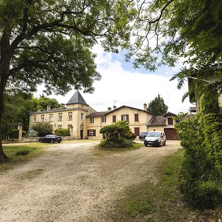 فندق مبيت وإفطار Chateau La Croix De Millorit 3*