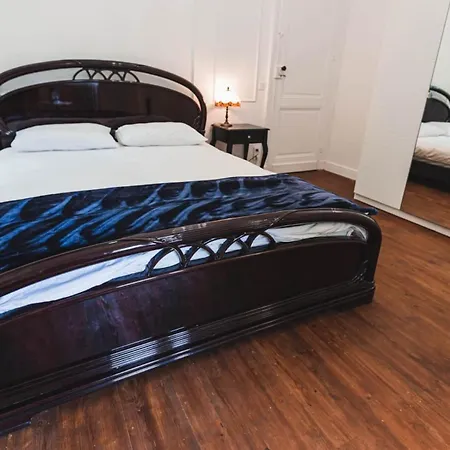 فندق مبيت وإفطار Chateau La Croix De Millorit 3*