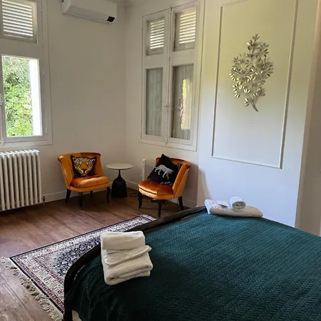 Chateau La Croix De Millorit 3* Bayon-Sur-Gironde