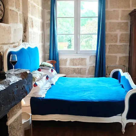 Bed and Breakfast Chateau La Croix De Millorit 3*