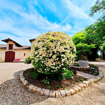 Chateau La Croix De Millorit 3*