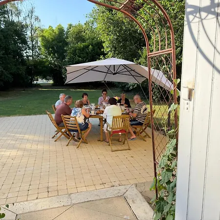 Chateau La Croix De Millorit 3* Bayon-Sur-Gironde
