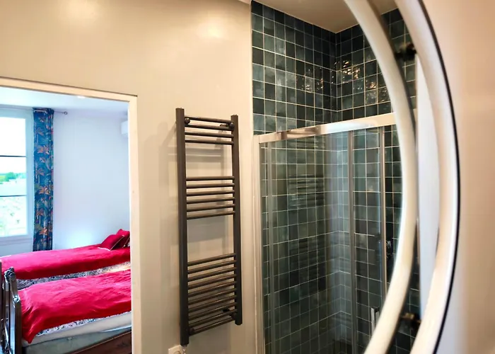 Bed & Breakfast Chateau La Croix De Millorit